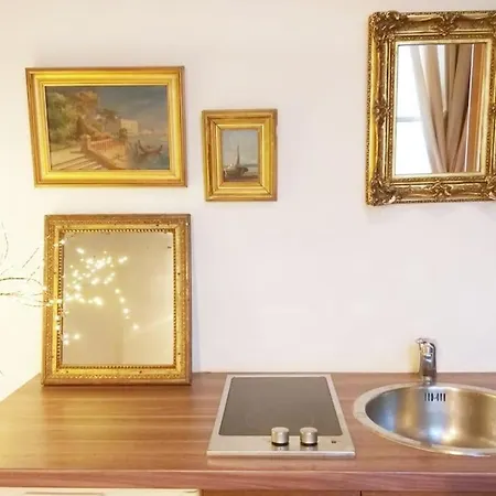 Small Luxurious In The Heart Of Saint Germain Apartment