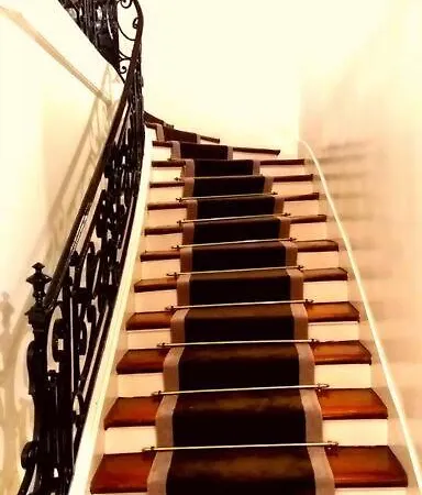 Small Luxurious In The Heart Of Saint Germain * Paris